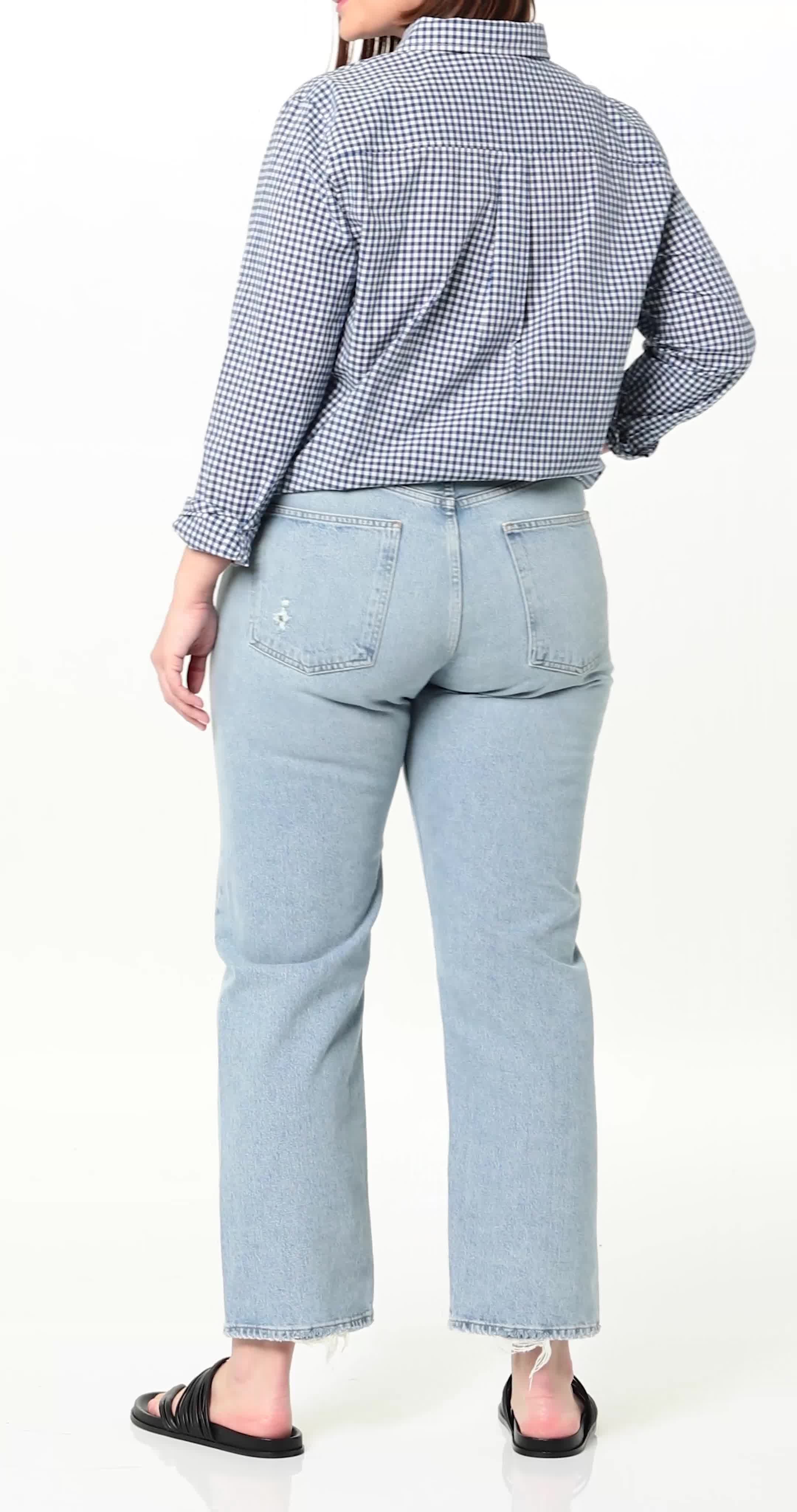 Amazon Essentials Women s Classic-Fit Long-Sleeve Button-Down Poplin Shirt
