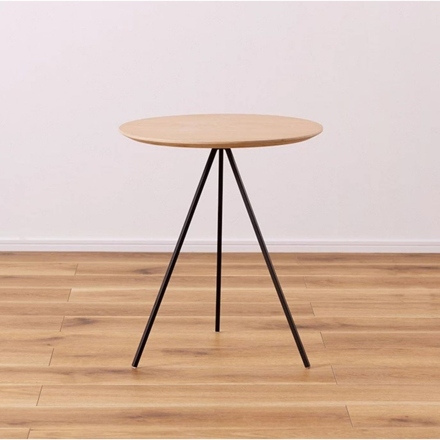 Hit Side Table  450 X 450 X 515 Black